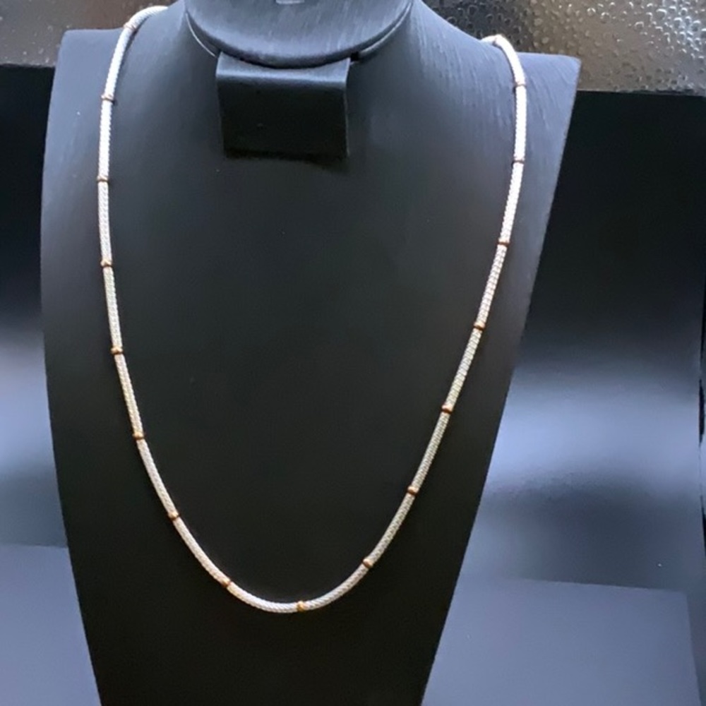 Silver mesh necklace with gold tone links..20”